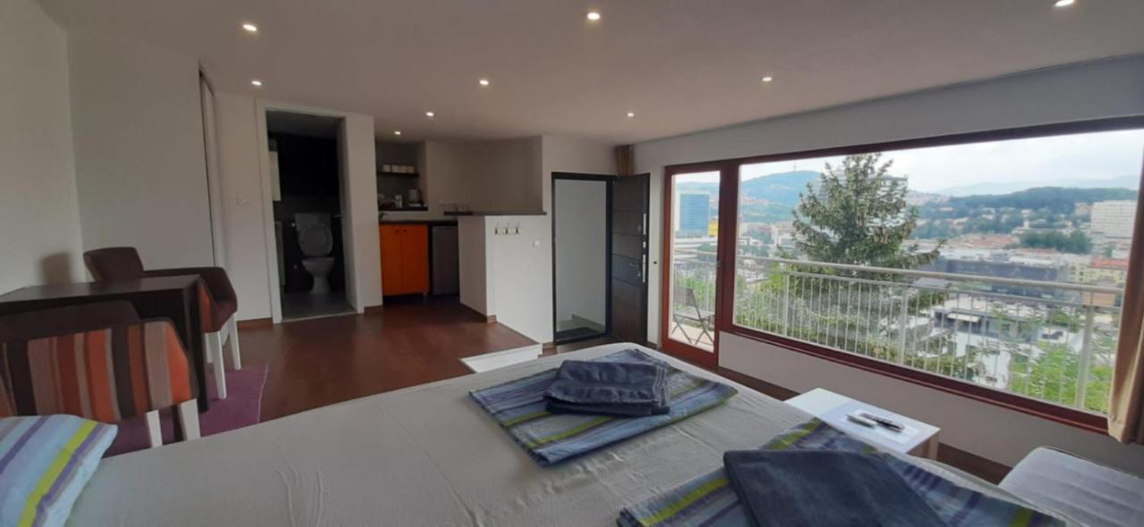 Beautiful View Of Sarajevo Center Apartment Ngoại thất bức ảnh
