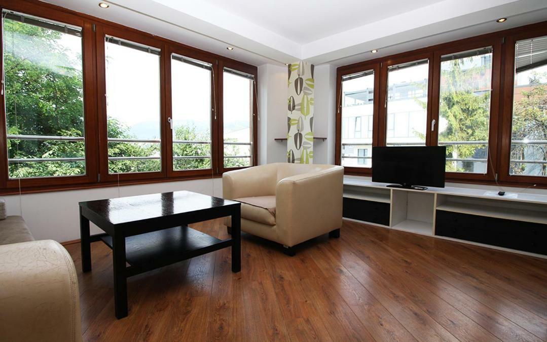 Beautiful View Of Sarajevo Center Apartment Ngoại thất bức ảnh